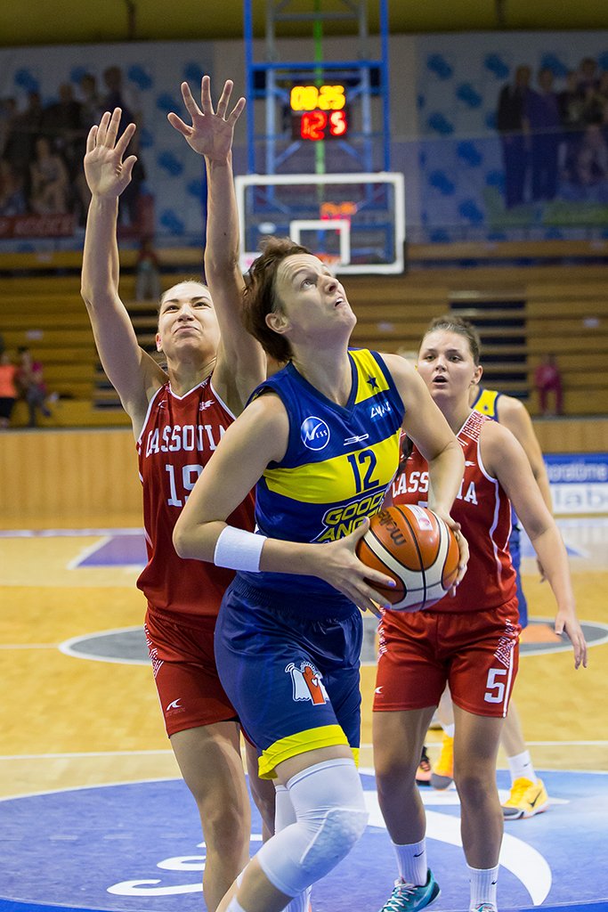 Jurčenková vs. Jassová, Desiatniková