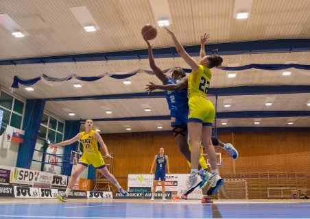 YOUNG ANGELS Košice vs.Piešťanské Čajky, autor: Jäzva