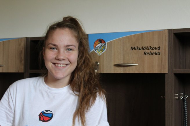 Rebeka Mikulášiková, Piešťanské Čajky
