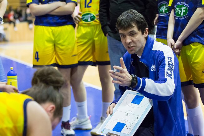 Young Angels Košice vs. Sparta&K Vidonje (Rus.), tréner Radko Dvorščák (Foto: Ľubka Ištoňová)