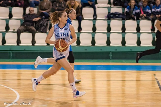 BKM Junior UKF Nitra vs. BK Slovan Bratislava, Daniela Vajková (11) (Foto: Miroslav Slávik)