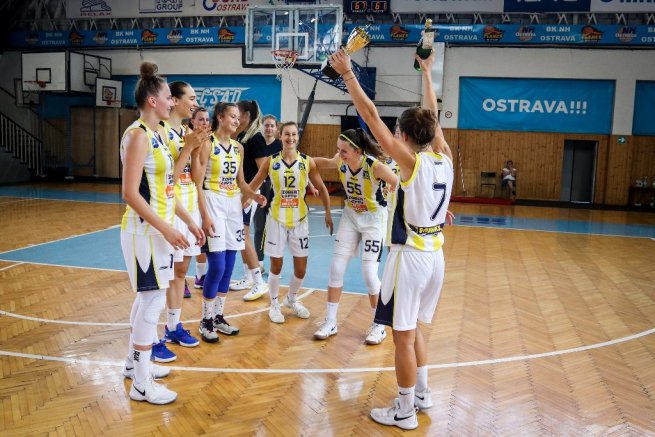 Young Angels Košice na turnaji v Ostrave (Foto: Pavel Netolička)