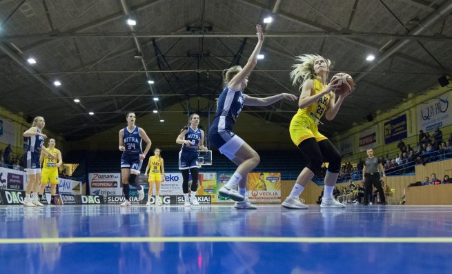 YOUNG ANGELS Košice vs. MBK Junior UKF Nitra, Denisa Blanárová (23) (Foto: Jäzva)