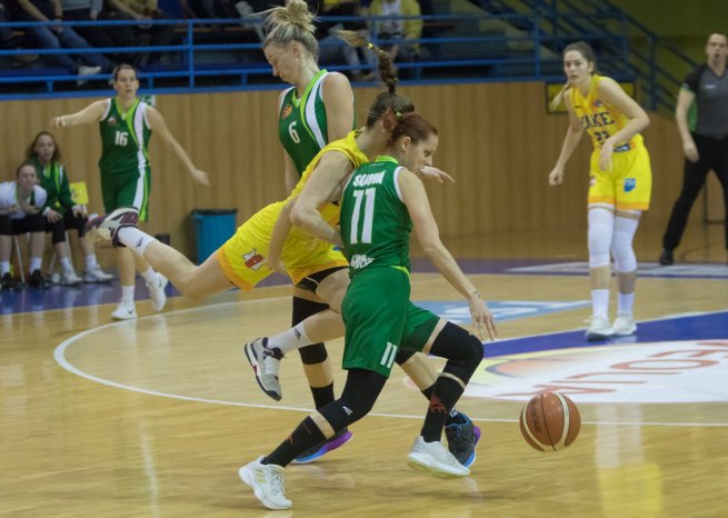 YOUNG ANGELS Košice vs. ŠBK Šamorín, Timea Sujová (11) (Foto: Jäzva)