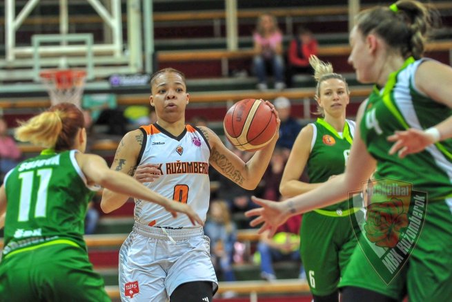 MBK Ružomberok vs. ŠBK Šamorín, Janeesa Jeffery (0) (Foto: fb mbkruzomberok)