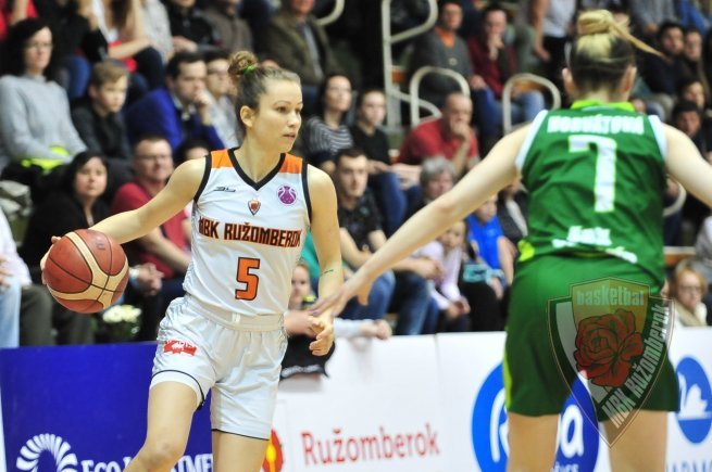 MBK Ružomberok vs. ŠBK Šamorín, Radka Stašová (5) (Foto: fb mbkruzomberok)