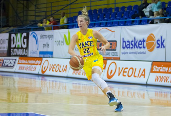 YOUNG ANGELS Košice vs. Vasas Budapešť (HUN), Allison Le Claire (22) (Foto: Jäzva)