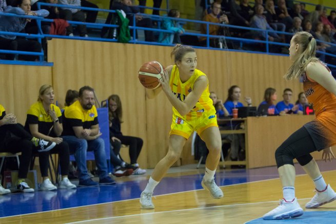 YOUNG ANGELS Košice vs. MBK Ružomberok, Petra Bartánusová (20) (Foto: Jäzva)