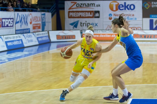 YOUNG ANGELS Košice vs. Piešťanské Čajky, Allison Le Claire (32) (Foto: Jäzva)