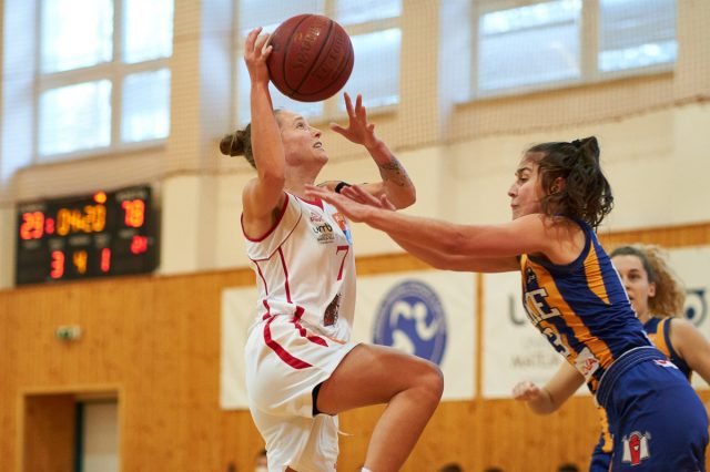 BK ŠK UMB Banská Bystrica vs. YOUNG ANGELS Košice, Rebeka Chovancová (7) (Foto: Ivan Golembiovský)