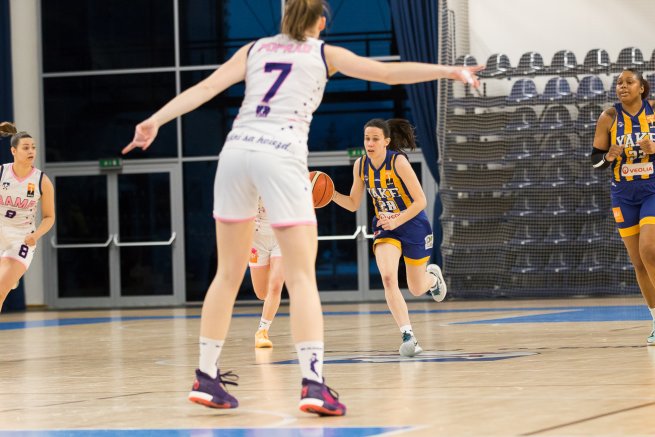 BAM Poprad vs. YOUNG ANGELS Košice, Emma Dulovičová (28) (Foto: Jäzva)