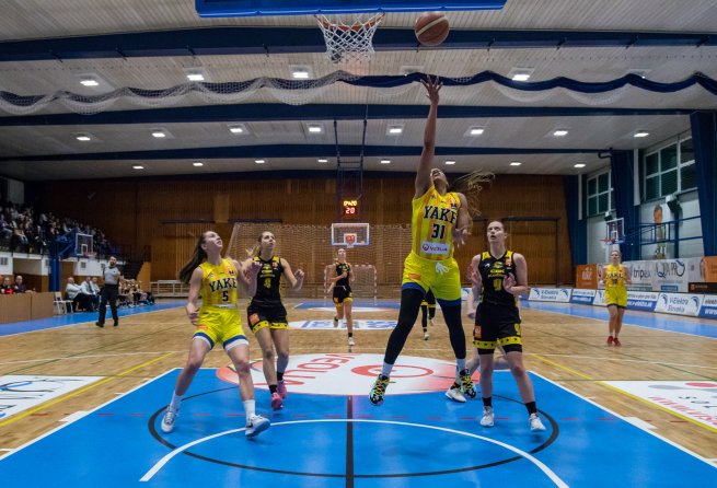 YOUNG ANGELS Košice vs. CBK Košice, Deijah Blanks (31) (Foto: Jäzva)