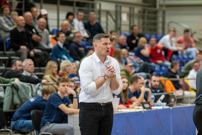 Piešťanské Čajky vs. MBK Ružomberok, tréner Peter Jankovič (Foto: Laco Duračka)