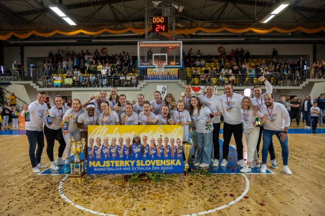 Piešťanské Čajky, majster Slovenska 2022-23 (Foto: Laco Duračka)