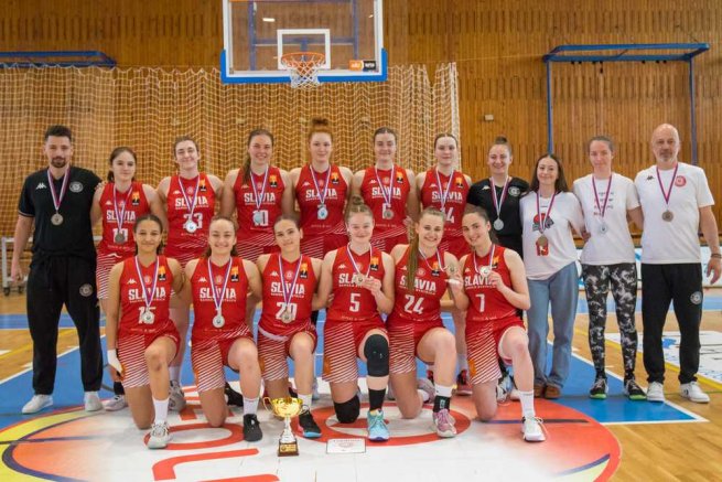 Slávia ŠKP U23 Banská Bystrica, Držiteľky striebra v kategórii U23 pre sezónu 2022/23 (Foto: Jäzva)