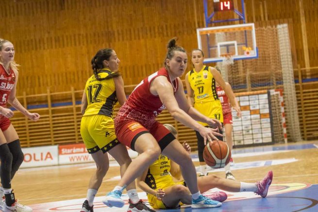 CBK Košice vs. Slávia Banská Bystrica, Patricia Bura (27) (Foto: Jäzva)