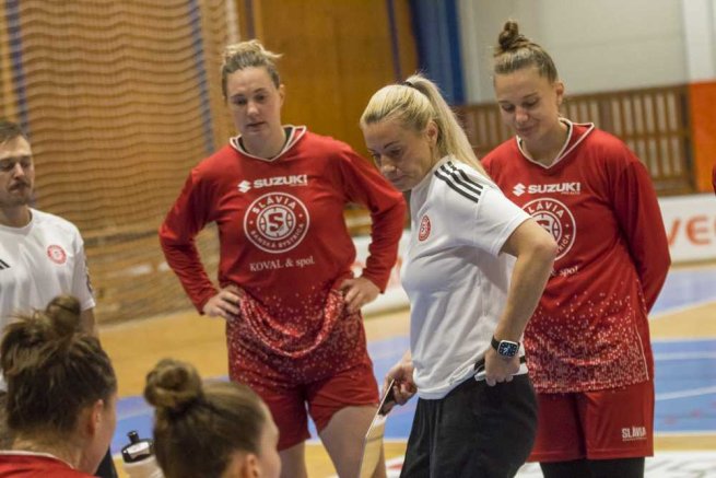 CBK Košice vs. Slávia Banská Bystrica, trénerka Zuzana Žirková (Foto: Jäzva)