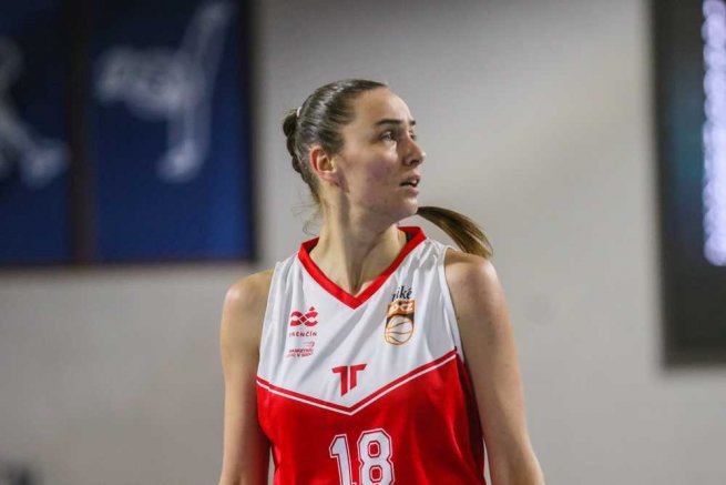 CBK Košice vs. BK AS Trenčín, Patrícia Polcerová (18) (Foto: Jäzva)