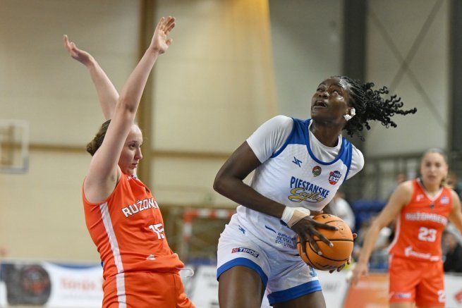 Piešťanské Čajky vs. MBK Ružomberok, Rita Igbokwe (32) (Foto: TASR)