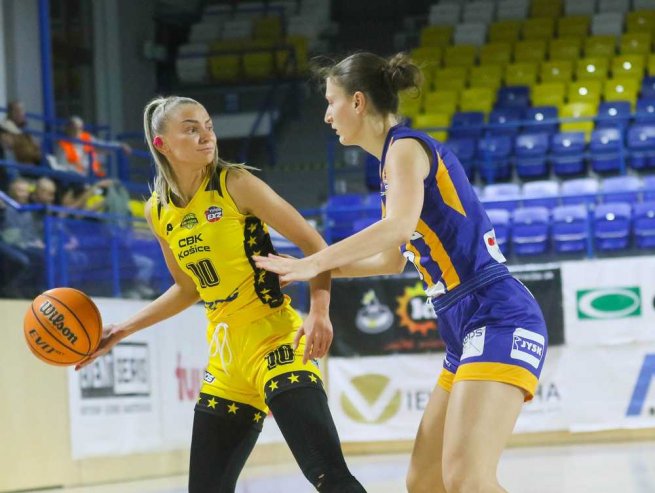 CBK Košice vs. Young Angels Košice, Lucia Kašperanová (10) (Foto: Jäzva)