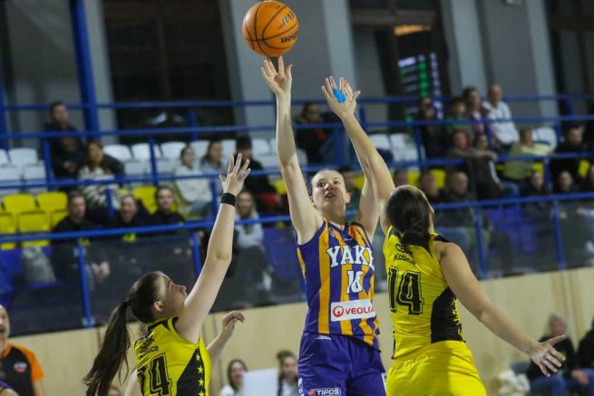 CBK Košice vs. YOUNG ANGELS Košice, Alexandra Pelánová (18) (Foto: Jäzva)