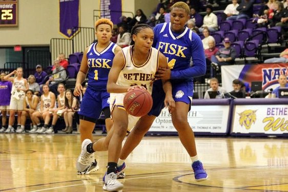 Jani Crawford (24), Bethel University Wildcats (NAIA, USA) (Foto: interperformance.com)