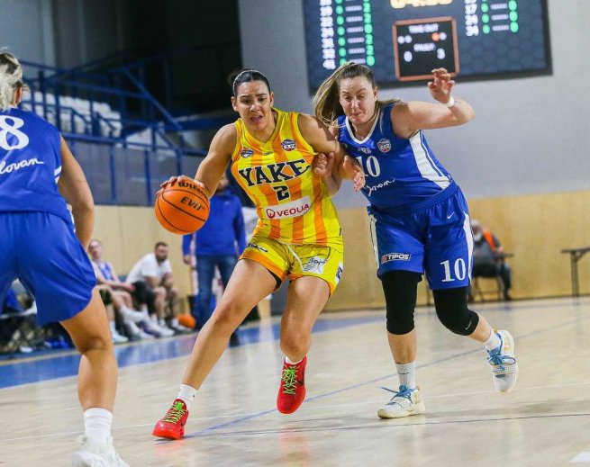 YOUNG ANGELS Košice vs. BK Slovan Bratislava, Amira Collins (2) (Foto: Jäzva)