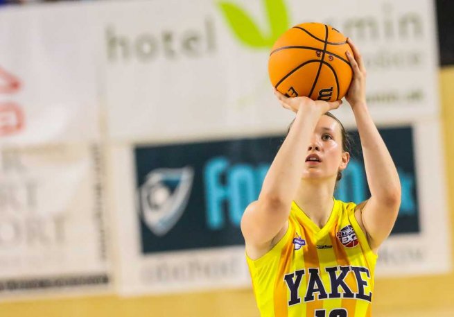 YOUNG ANGELS Košice vs. CBK Košice, Alexandra Pelánová (18) (Foto: Jäzva)