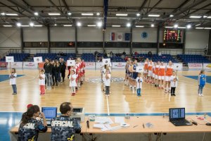 Favoriti prvý krok zvládli, v semifinále proti superfavoritom