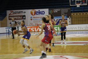 Okrem leteniek, ubytovania a stravy nestoja Young Angels Američanky nič