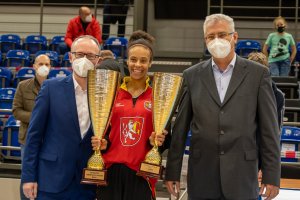 S prezidentom SBA Milošom Drgoňom o prvom ročníku Federálneho pohára basketbalistiek