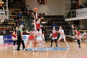 FOTO/VIDEO: Prvé zápasy ženského play-off bez prekvapení