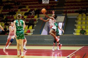 FOTO/VIDEO: Čajky vyhrali v Košiciach len o 8 bodov, Slávia nedala Šamorínu šancu